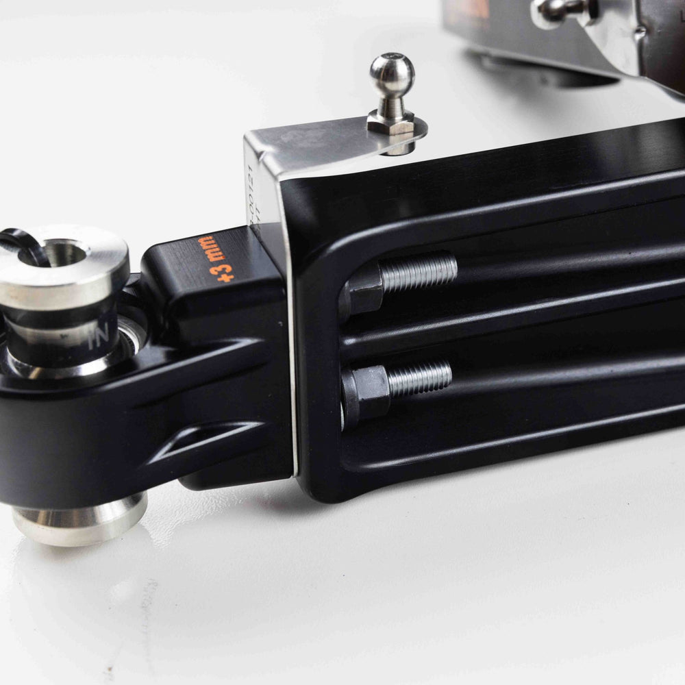 981/718 GT4 & GT4RS Adjustable Front Lower Control Arm Pair - Dundon Motorsports
