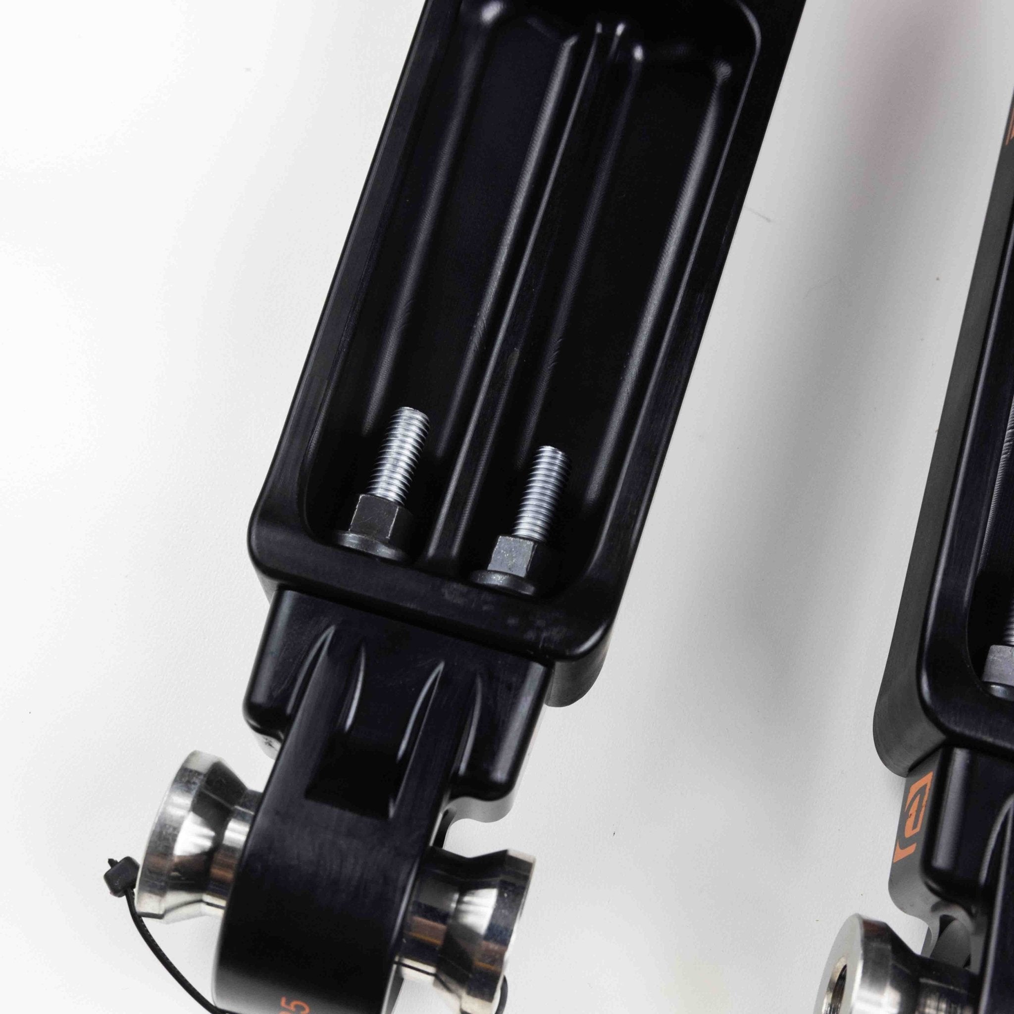 981 718 GT4 GT4RS Adjustable REAR Lower Control Arm Pair - Dundon Motorsports