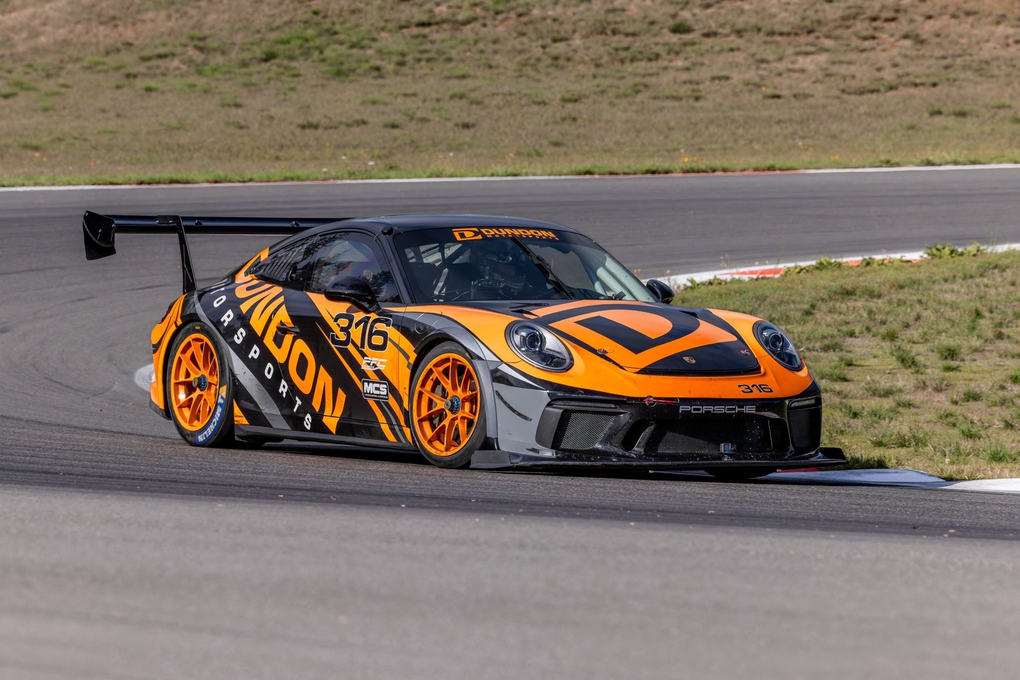 991.2 Cup Carbon Splitter - Dundon Motorsports