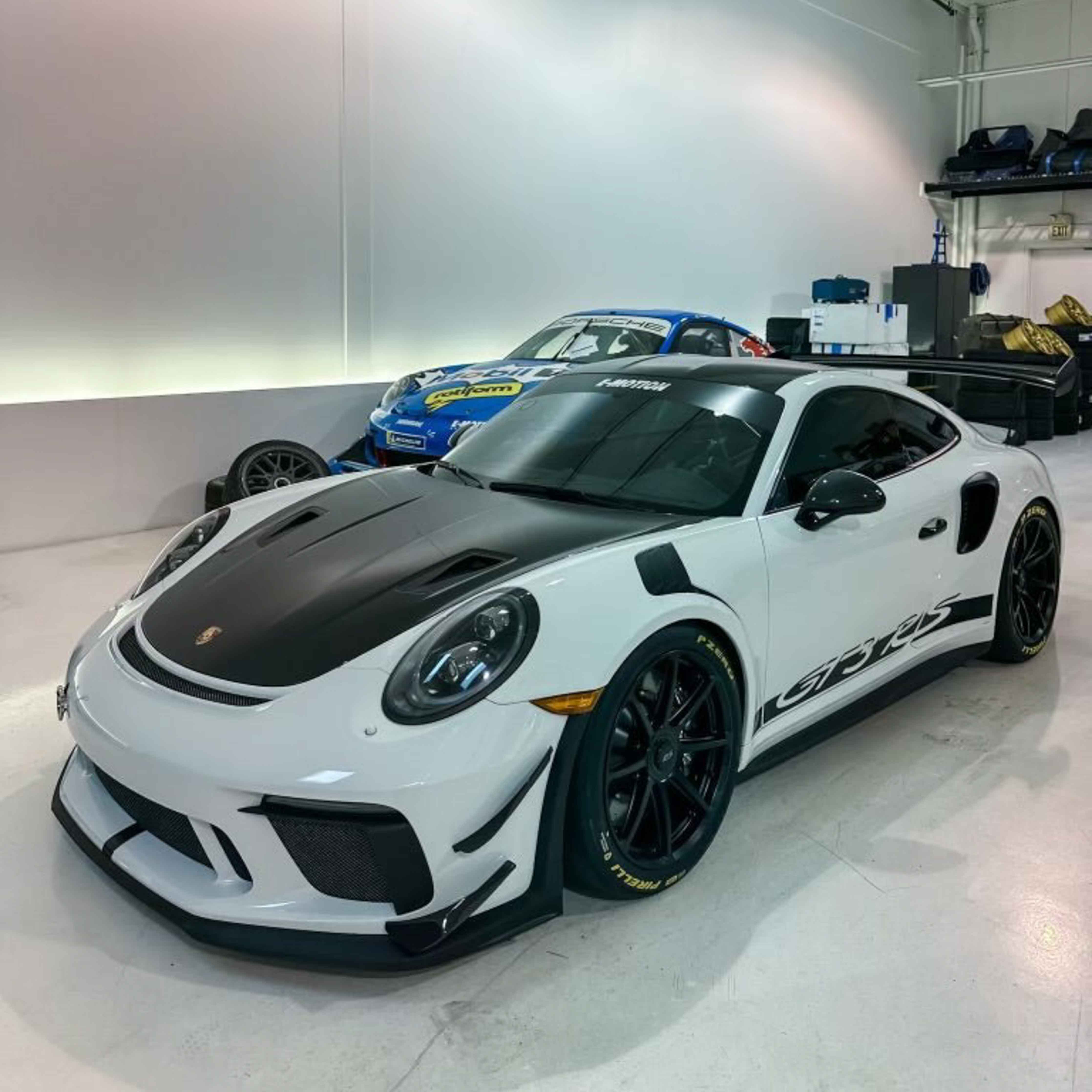 Dual Carbon Dive Planes (991.2 GT3 and GT3RS)