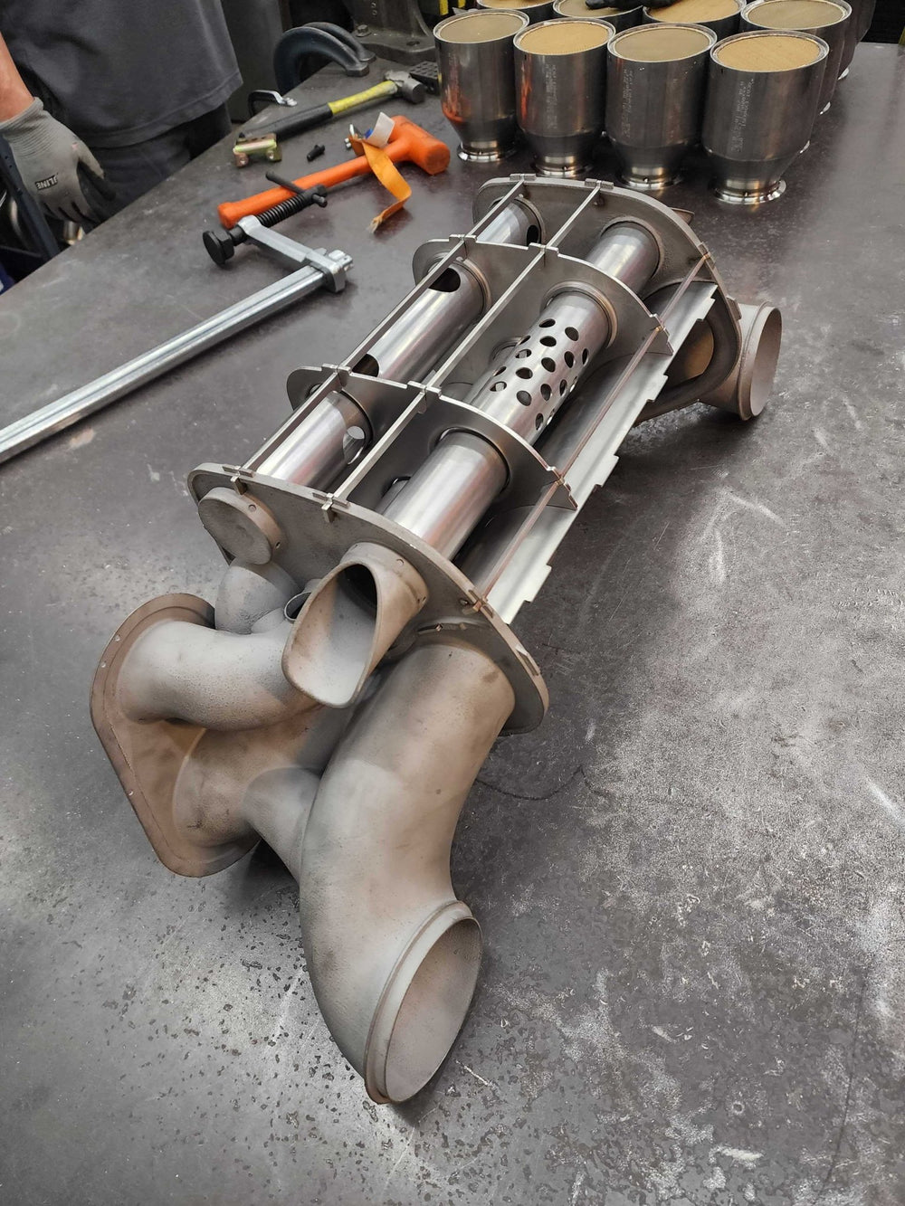 718 GT4RS V11 Muffler - Dundon Motorsports