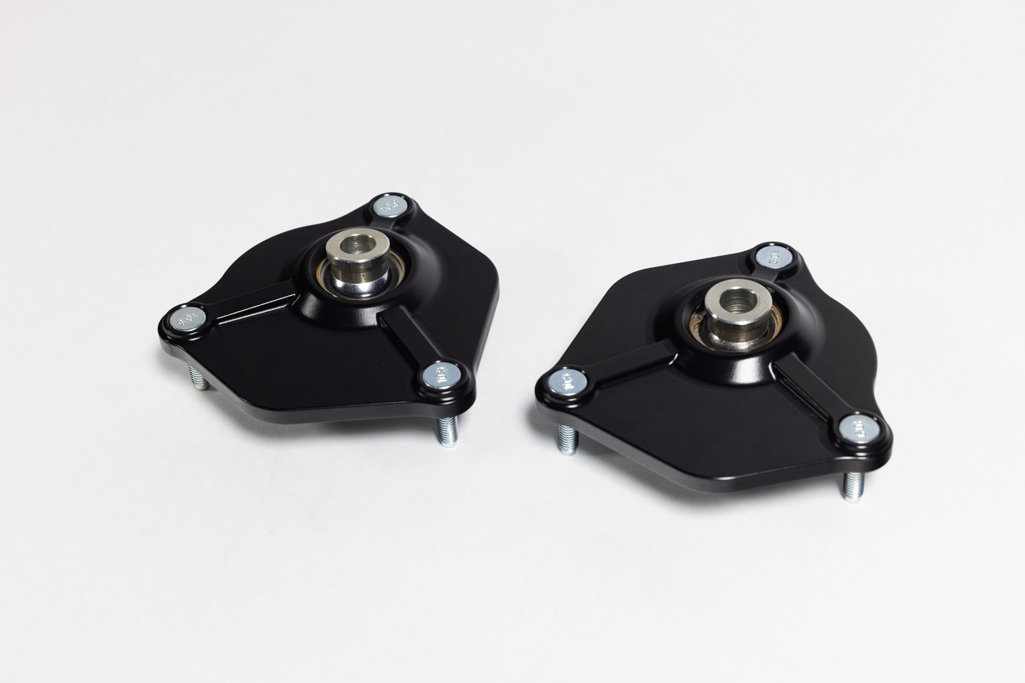 991 718 981 Front Upper Strut Mounts / Camber Plates - Dundon Motorsports