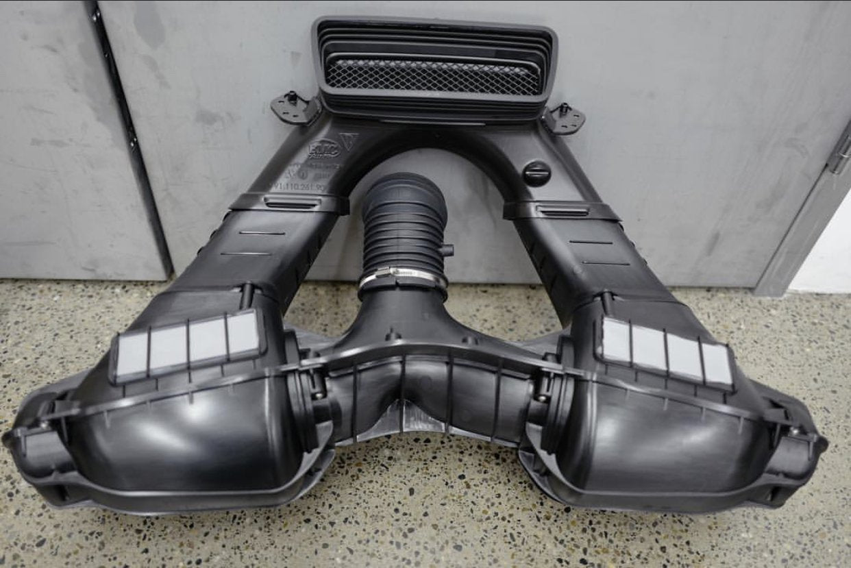 Intake Kit: OEM GT3 Touring Airbox, 93mm Throttle Body, Dundon Center Plenum (911.1 GT3 and 911R) - Dundon Motorsports